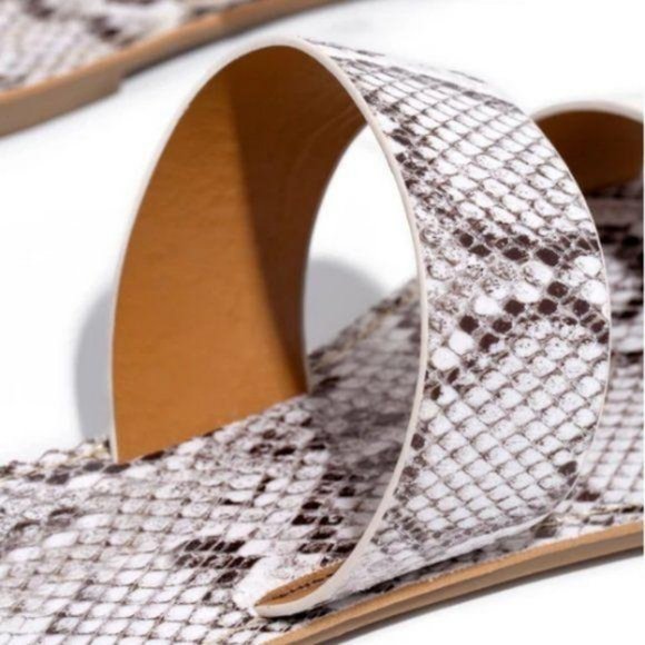 Double Strap Sandals in Off White / Snake - Picture 4 of 4